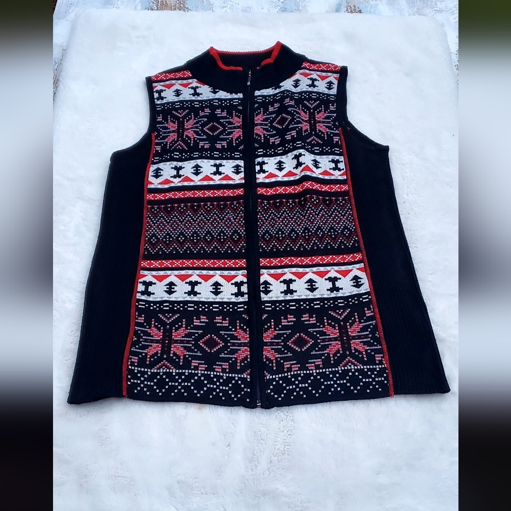Black and Red Patterned MENS Vest Size M